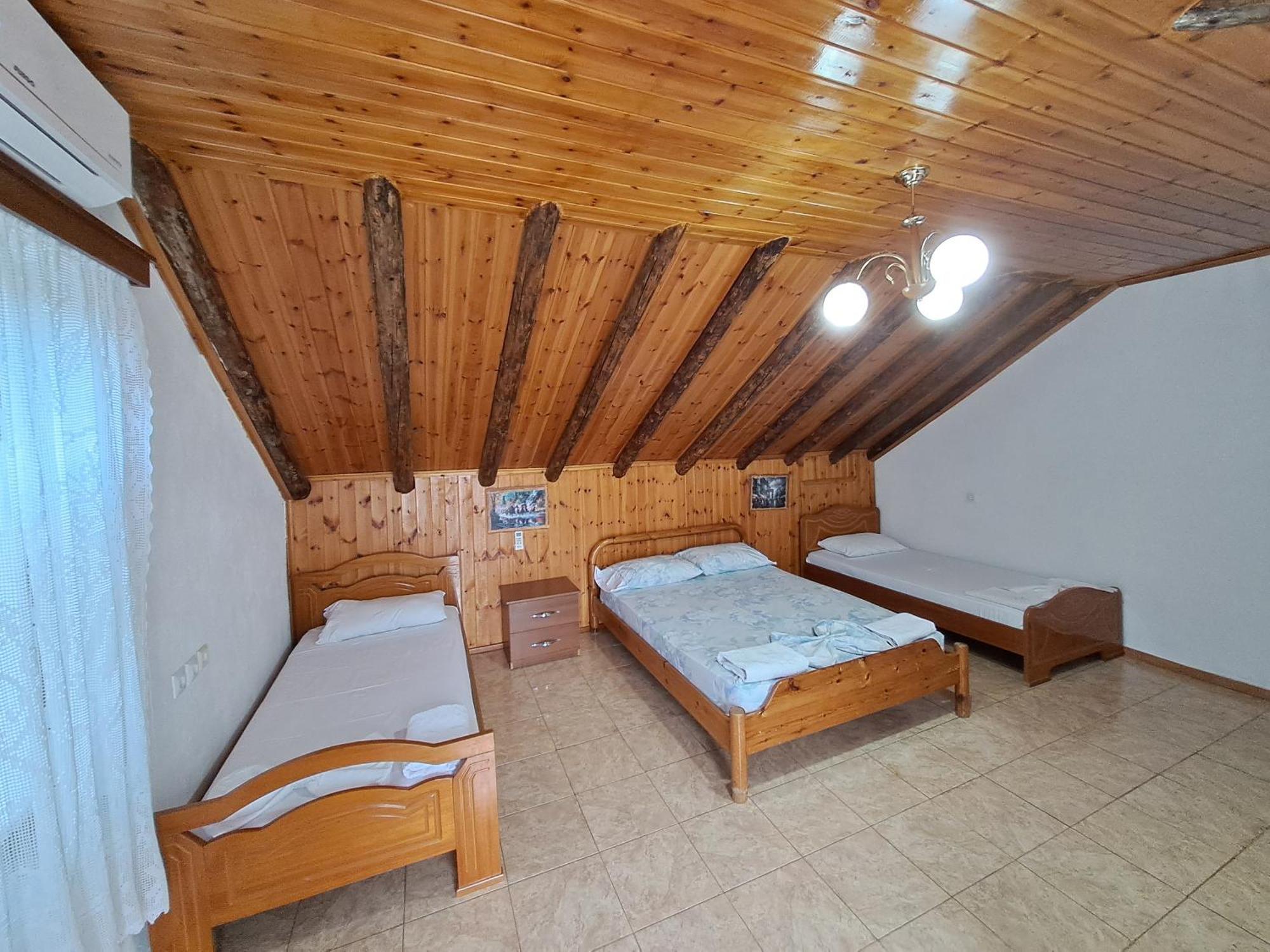 Argjiro Castle Gasthof Gjirokastër