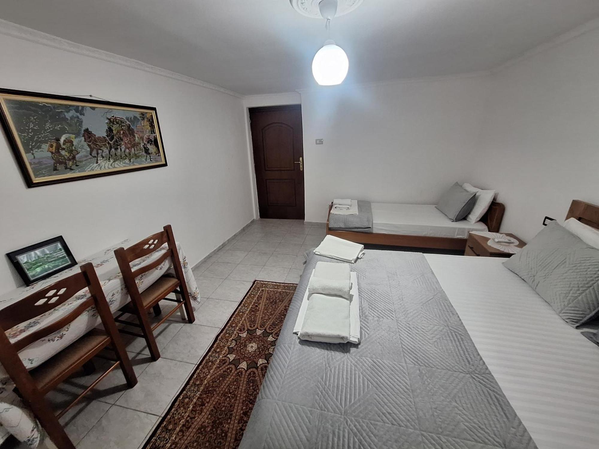 Argjiro Castle Gasthof 2*